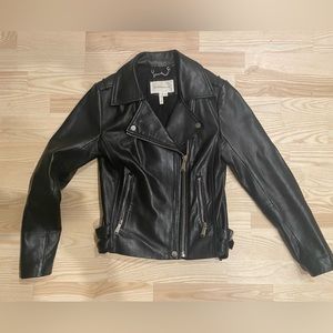 BCBG Black Leather Jacket Size XS soft 100% Lamb leather Fitted